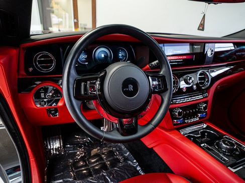 Used 2024 Rolls-Royce Spectre w/ Spectre Launch Package image 46