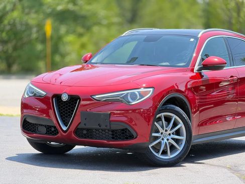 Used 2018 Alfa Romeo Stelvio Ti Lusso AWD/4WD image 36