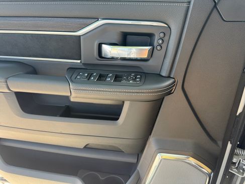 New 2026 RAM 3500 Laramie AWD/4WD image 29