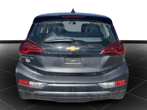 Used 2020 Chevrolet Bolt LT FWD image 4