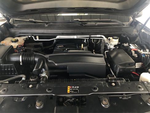 Used 2017 Chevrolet Colorado W/T w/ WT Convenience Package image 11