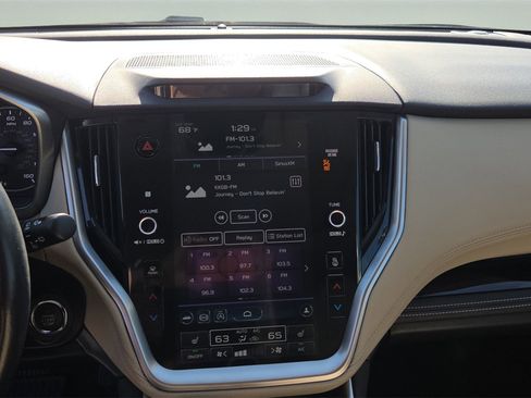 Used 2021 Subaru Outback Limited image 10