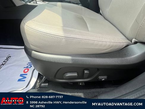 Used 2017 Subaru Forester 2.5i Limited AWD/4WD image 25