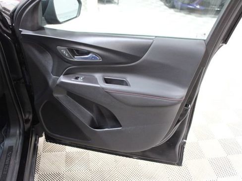 Used 2022 Chevrolet Equinox RS image 30