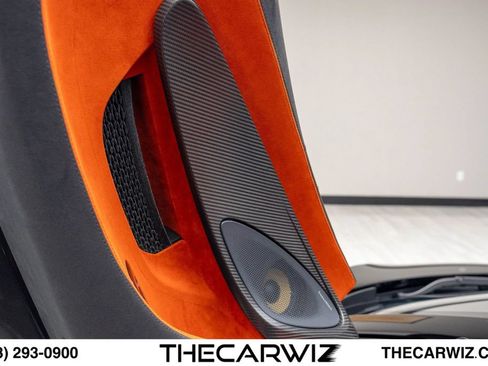 Used 2020 McLaren 600LT Spider RWD image 37