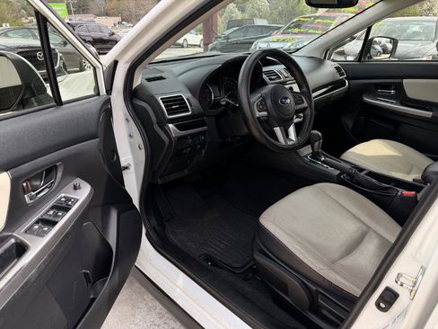 Used 2016 Subaru Crosstrek 2.0i Limited w/ Popular Package #2 image 5