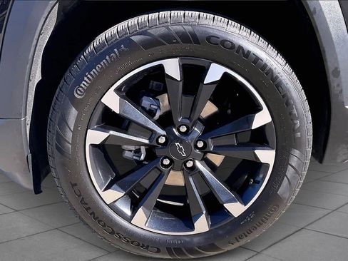 Used 2025 Chevrolet Equinox RS w/ Safety and Technology Package image 10