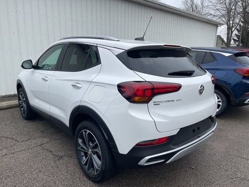 Used 2023 Buick Encore GX Select AWD/4WD image 4