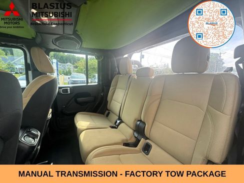 Used 2023 Jeep Gladiator Sport w/ Trailer Tow Package AWD/4WD image 26