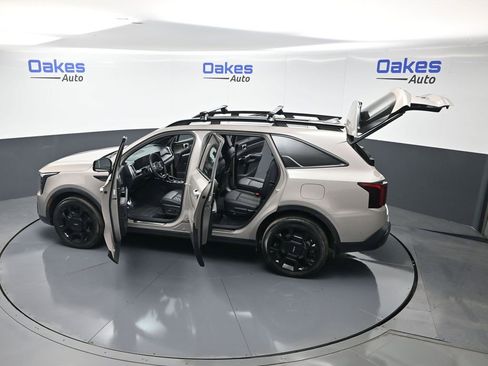 Certified 2024 Kia Sorento SX Prestige image 64