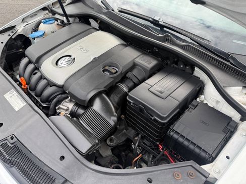Used 2009 Volkswagen Jetta SE FWD image 38