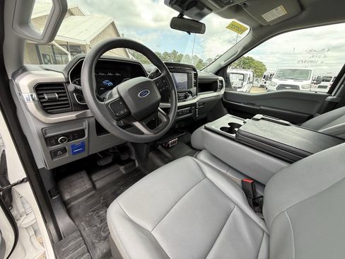 Used 2022 Ford F150 XL RWD image 7