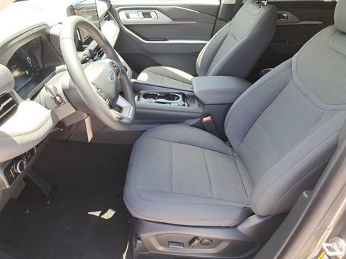 New 2025 Ford Explorer Active image 20