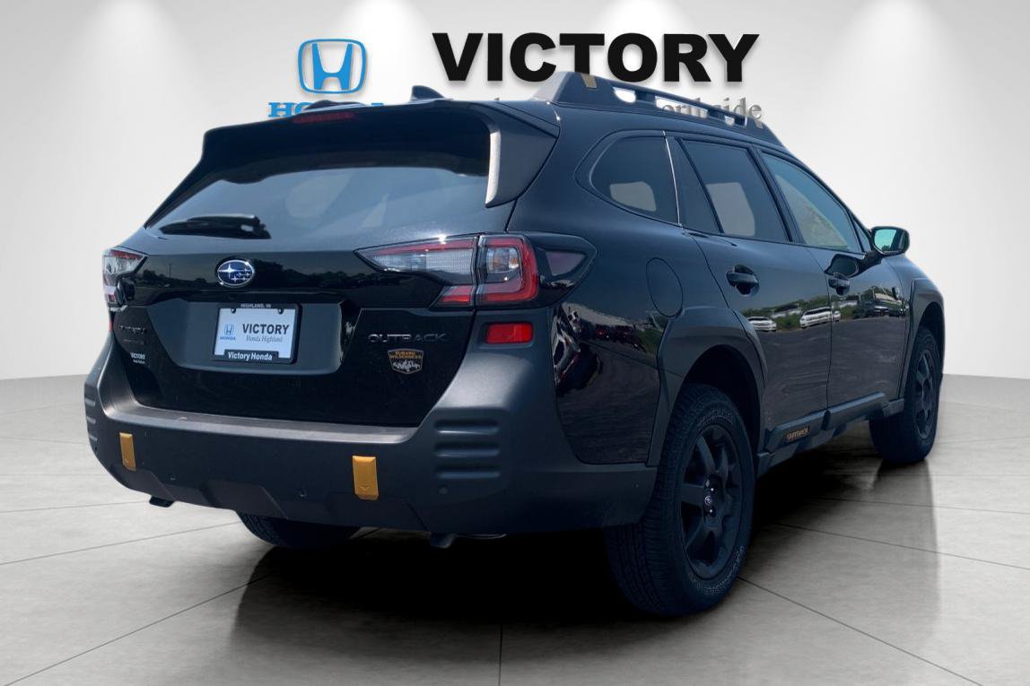 Used 2025 Subaru Outback Wilderness AWD/4WD image 5
