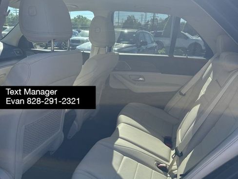 Used 2025 Mercedes-Benz GLE 450e 4MATIC image 5