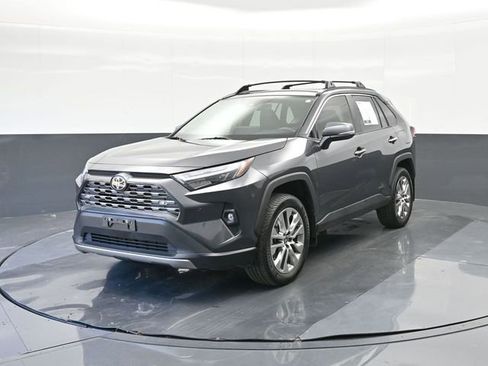 Used 2023 Toyota RAV4 Limited image 34