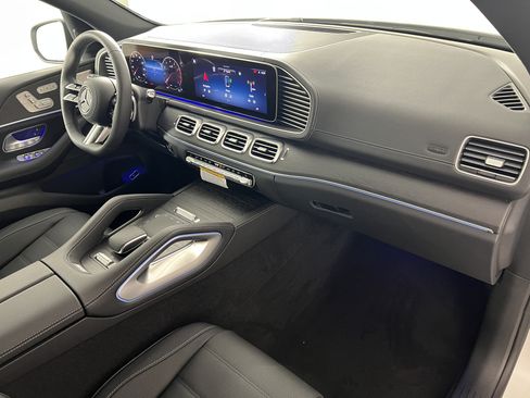 New 2026 Mercedes-Benz GLS 450 4MATIC image 27