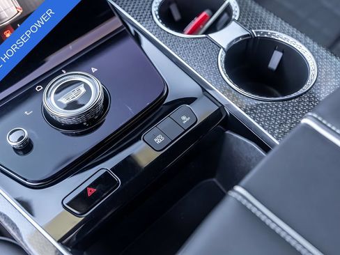 Certified 2025 Cadillac Escalade V AWD/4WD image 20