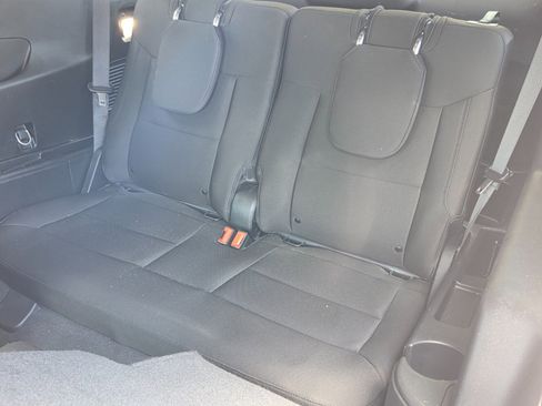 Used 2022 Ford Explorer XLT RWD image 11