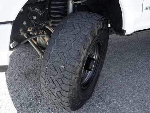 Used 2019 Ford F250 Lariat w/ Chrome Package image 47