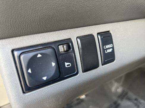 Used 2020 Nissan Frontier SV w/ Midnight Edition Floor Mats RWD image 28