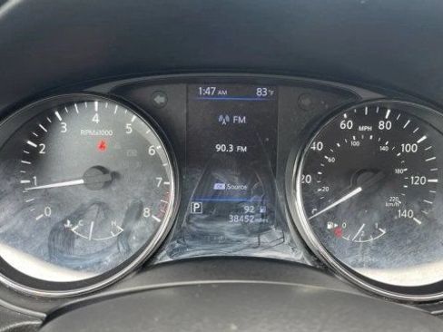Used 2021 Nissan Rogue Sport S FWD image 23