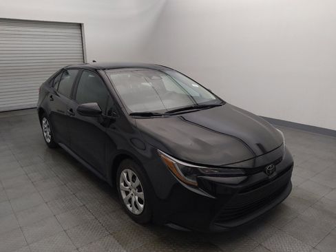 Used 2024 Toyota Corolla LE FWD image 13