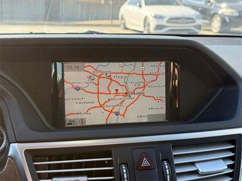 Used 2013 Mercedes-Benz E 350 4MATIC Sedan image 26