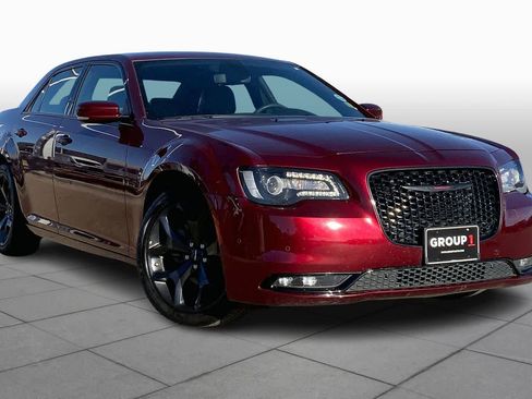 Used 2023 Chrysler 300 S image 2
