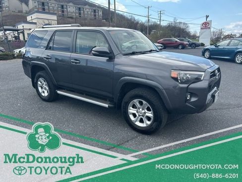 Used 2021 Toyota 4Runner SR5 Premium w/ Moonroof Package AWD/4WD image 4