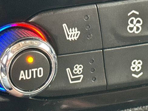 Certified 2020 Buick Enclave Avenir w/ Avenir Technology Package image 16