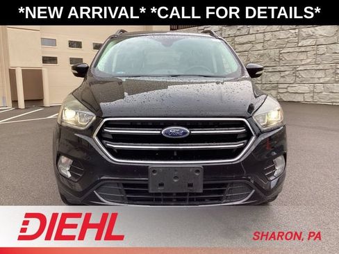 Used 2017 Ford Escape Titanium AWD/4WD image 2