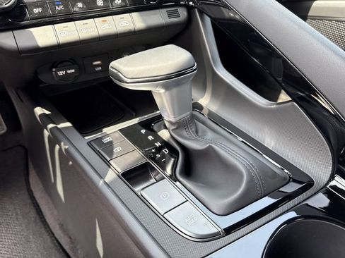 New 2025 Hyundai Elantra SEL FWD image 20