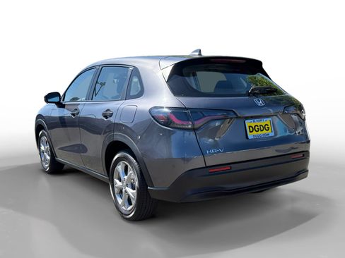 Used 2025 Honda HR-V LX image 3