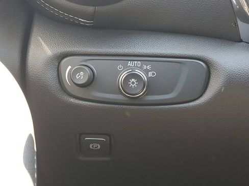 Certified 2023 Chevrolet Blazer LT AWD/4WD image 20