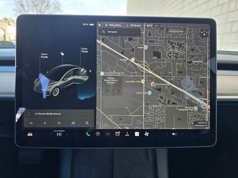 Used 2021 Tesla Model 3 Standard Range Plus image 27