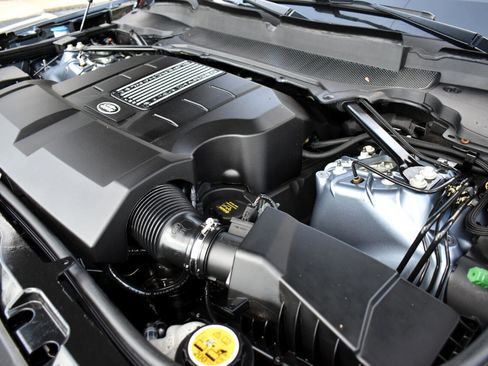 Used 2019 Land Rover Discovery HSE image 47