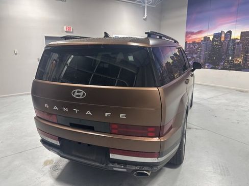 Used 2024 Hyundai Santa Fe Limited image 5