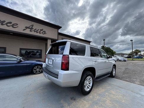 Used 2016 Chevrolet Tahoe LT w/ Luxury Package AWD/4WD image 8