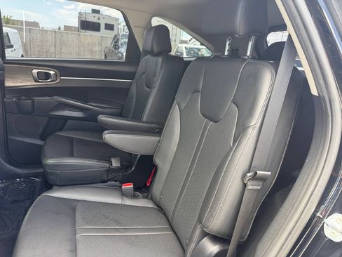 Used 2023 Kia Sorento X-Line EX AWD/4WD image 18