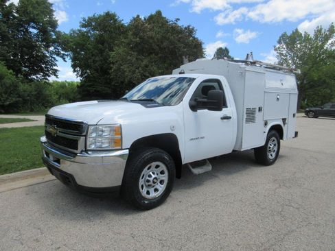 Used 2012 Chevrolet Silverado 3500 W/T AWD/4WD image 27