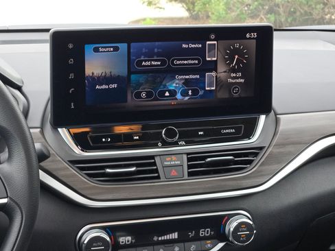 New 2026 Nissan Altima 2.5 SV FWD image 15