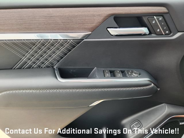 New 2026 GMC Acadia Denali w/ Super Cruise Package FWD image 17