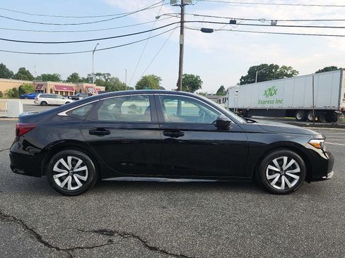 Used 2025 Honda Civic LX image 7