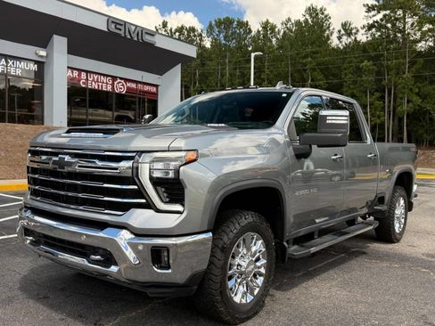 Used 2024 Chevrolet Silverado 2500 LTZ w/ LTZ Plus Package AWD/4WD image 1
