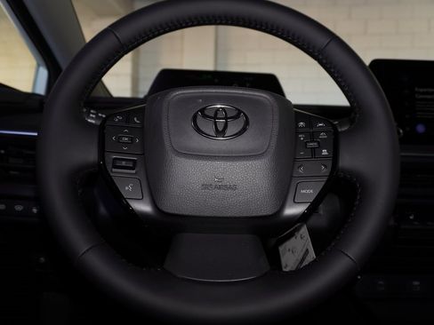 New 2026 Toyota Prius Plug-In Hybrid image 20