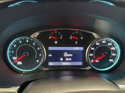 Certified 2023 Chevrolet Traverse LT FWD image 16