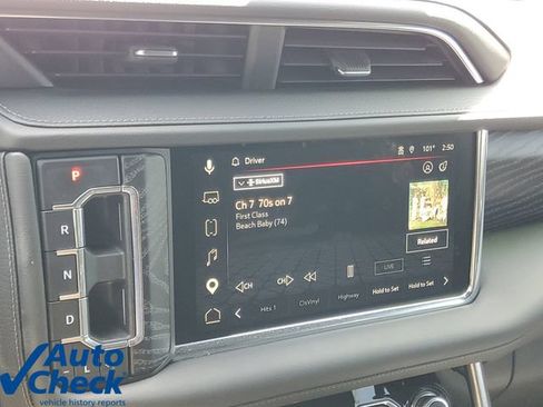 Used 2023 GMC Yukon XL Denali AWD/4WD image 25