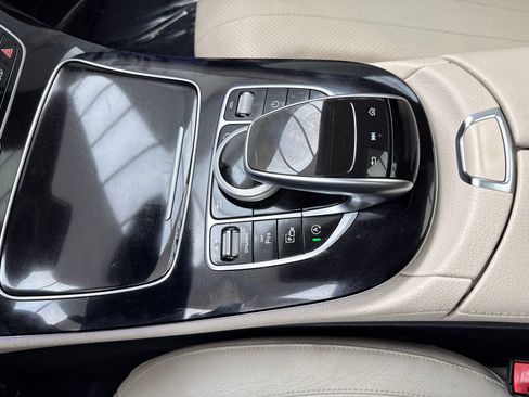 Used 2018 Mercedes-Benz E 300 w/ Premium 1 Package image 31