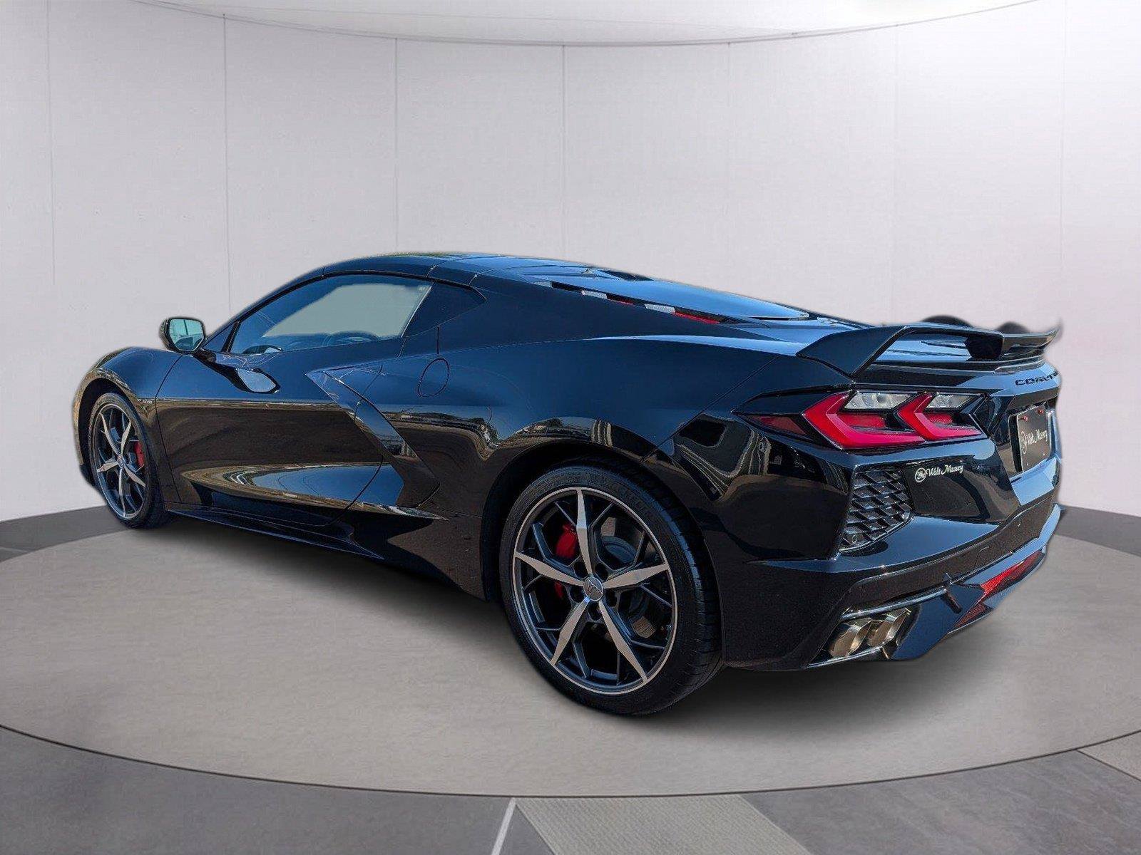 Used 2020 Chevrolet Corvette Stingray Premium Cpe w/ 3LT Preferred Equipment Group RWD image 5